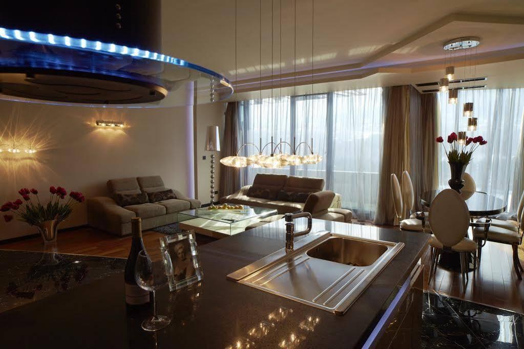 Hotel Emirates Sofia Exteriör bild