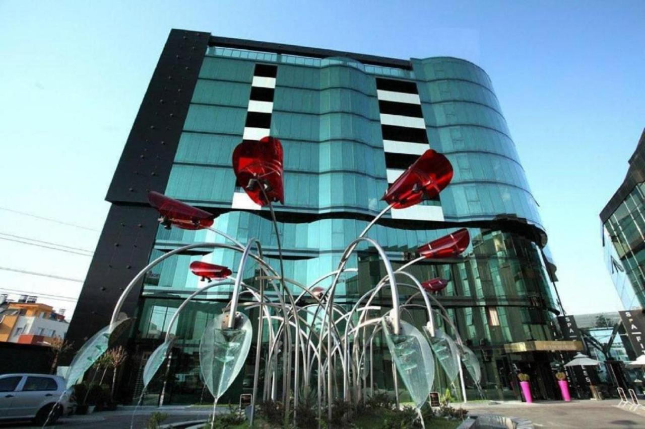 Hotel Emirates Sofia Exteriör bild