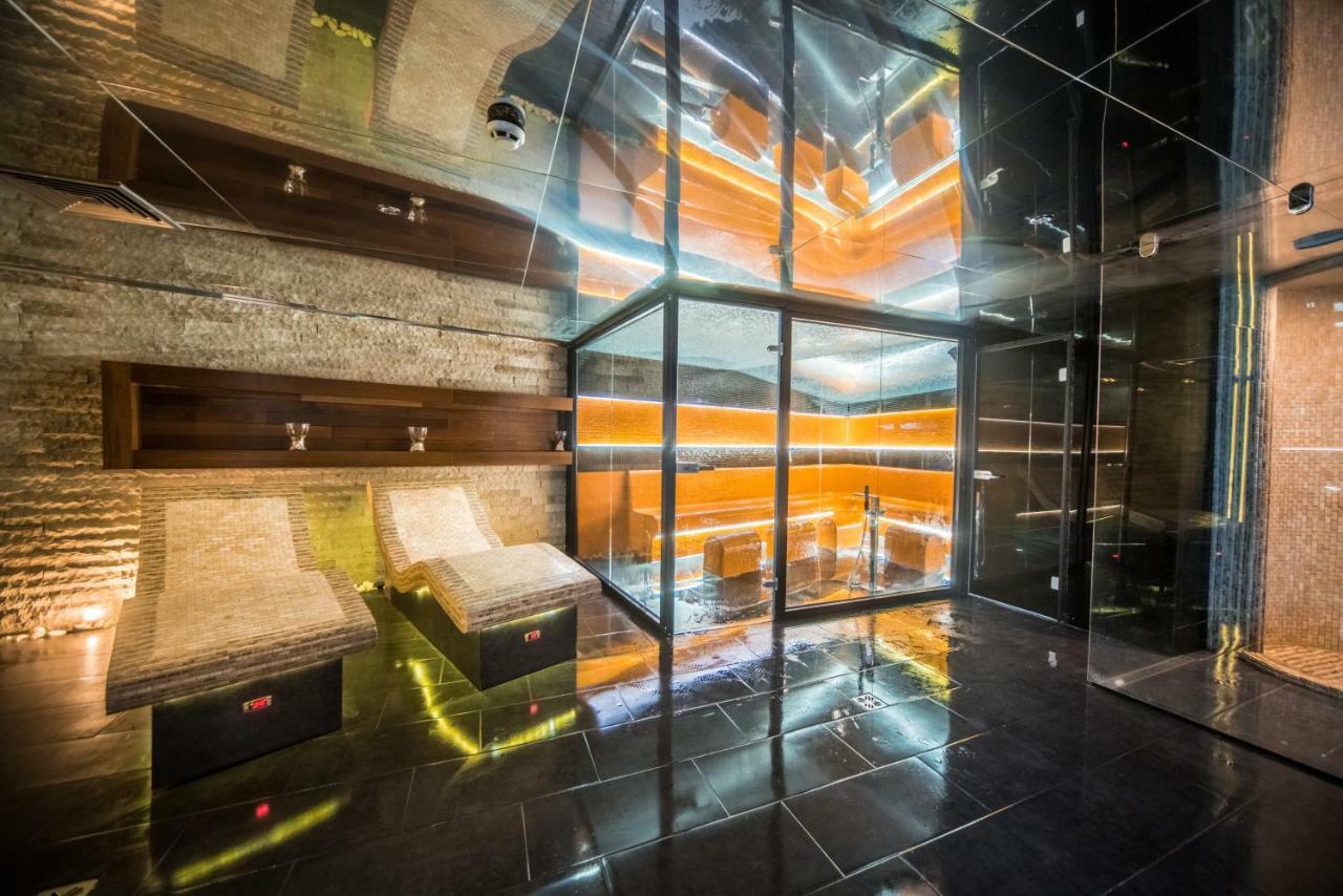 Hotel Emirates Sofia Exteriör bild